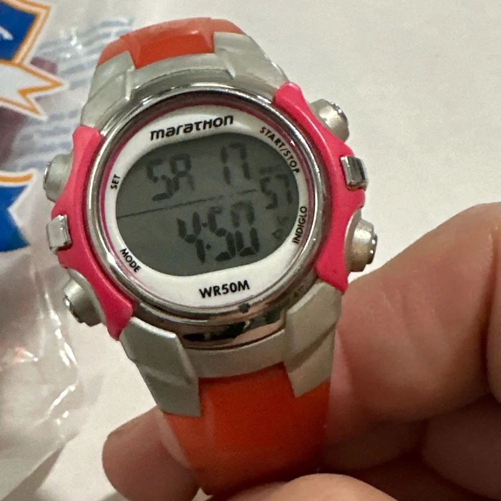 Marathon Watch  Excellent comes with extra wrist bands